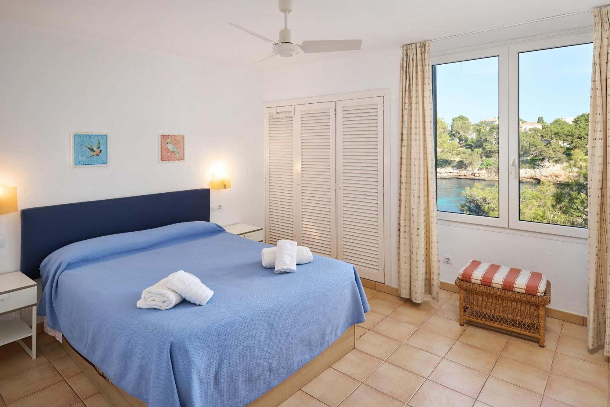 Waterfront Apartment 'Maria'. Pool. Wifi Santanyí Buitenkant foto